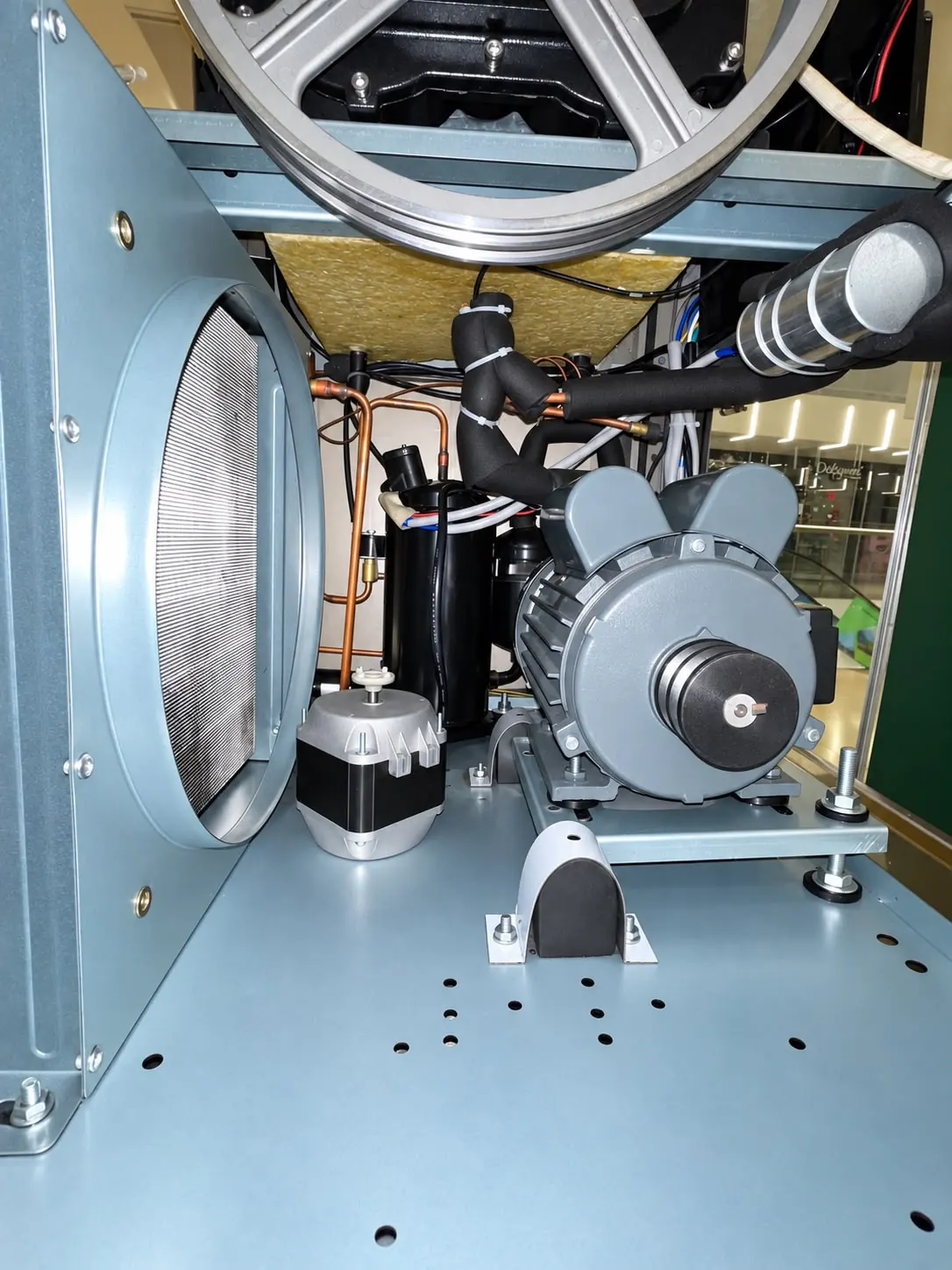 Revisión interna de máquina de helado